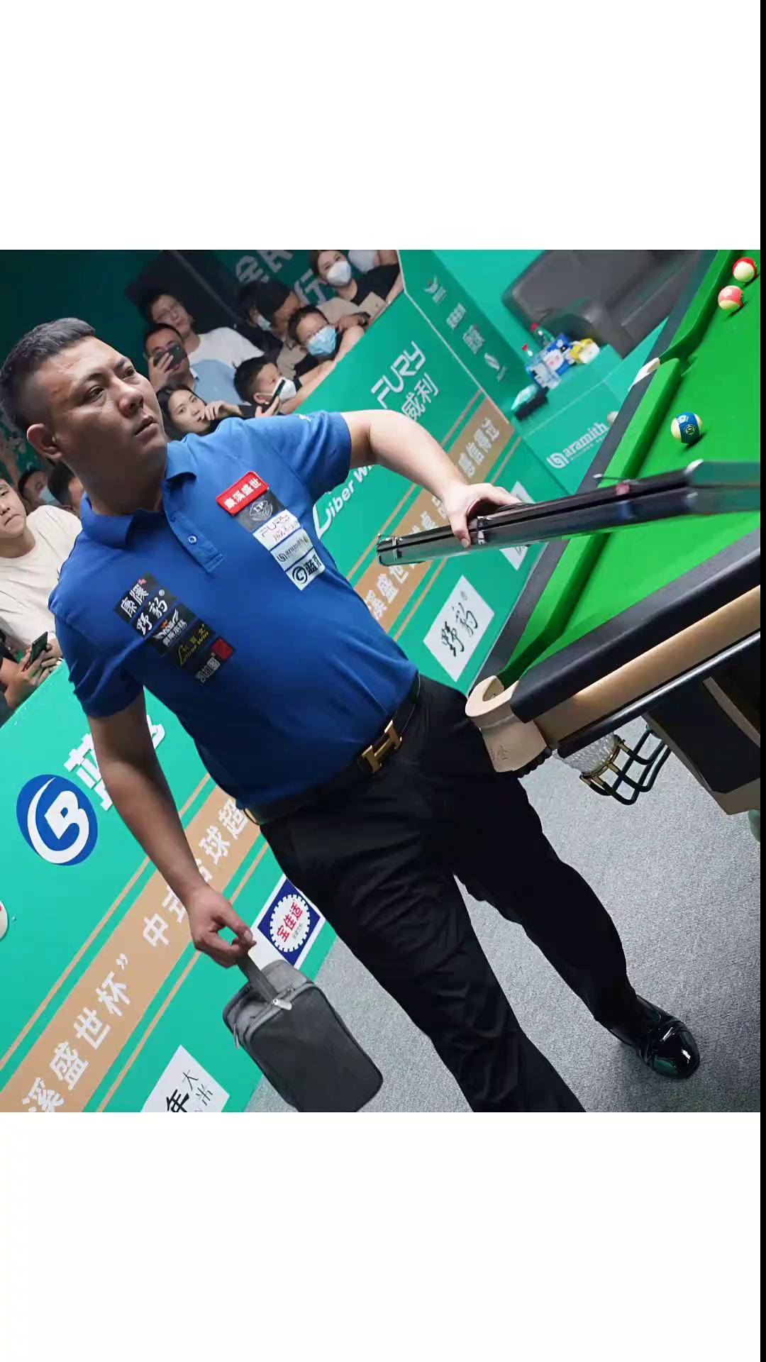 双方在竞争 双方在竞争