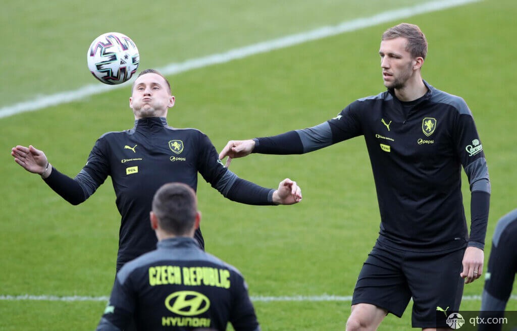 他不只是依 他不只是依